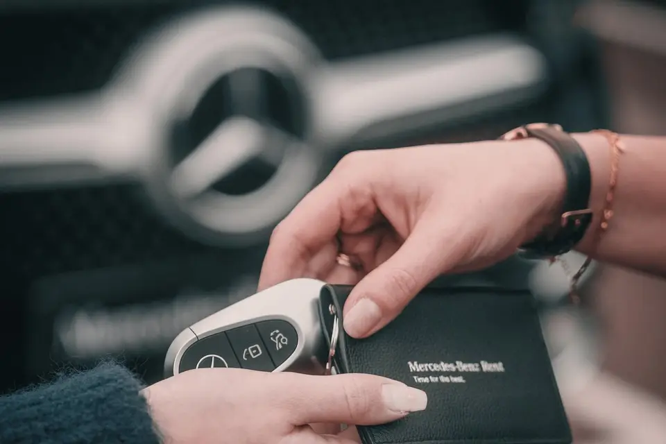 Mercedes Benz Rent Huillier — photo 3