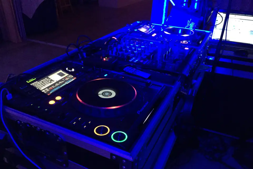 Discomobile Animation — photo 3