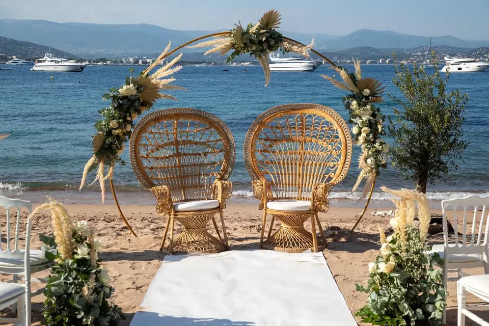 L'Aiguille Beach Club — photo 1