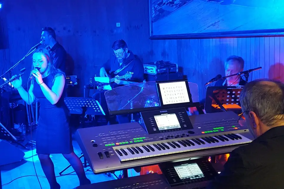 By Night — photo 7