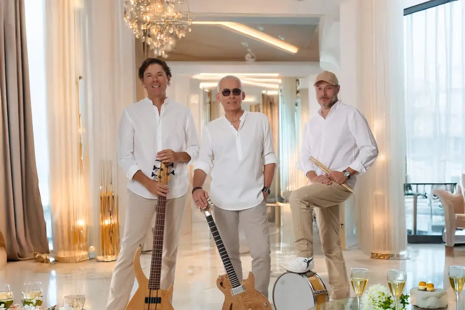 Calhan Pop/Folk/Jazz — photo 2