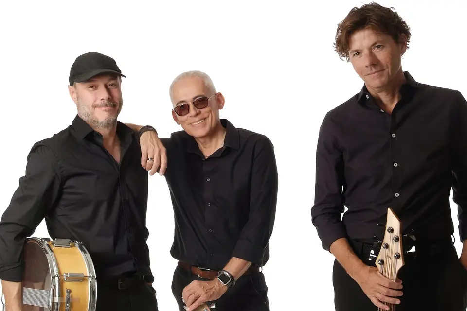 Calhan Pop/Folk/Jazz — photo 3