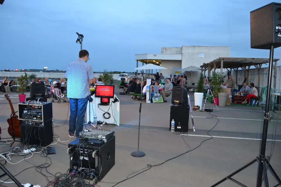 Si Fa Si La chanter — photo 3