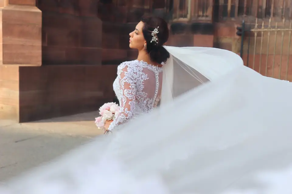 Zahra Errah - Makeup & Hair Artist