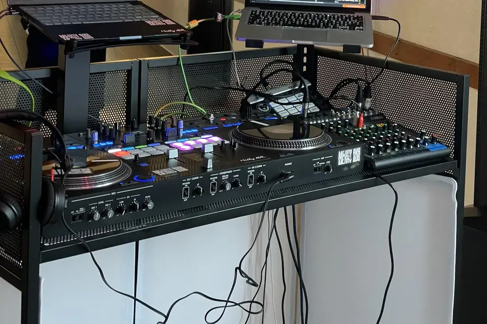 Deejay Bomss — photo 8