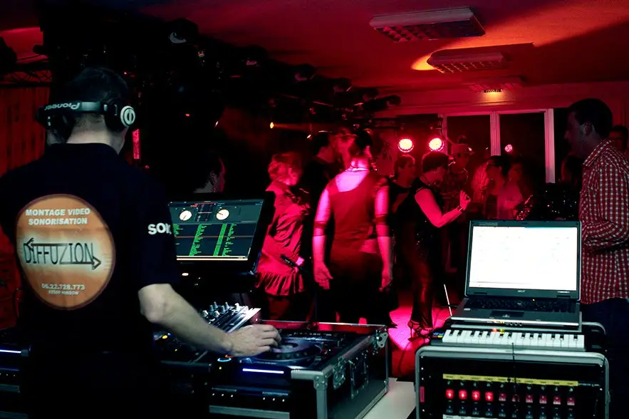 FB-Diffuzion — photo 9