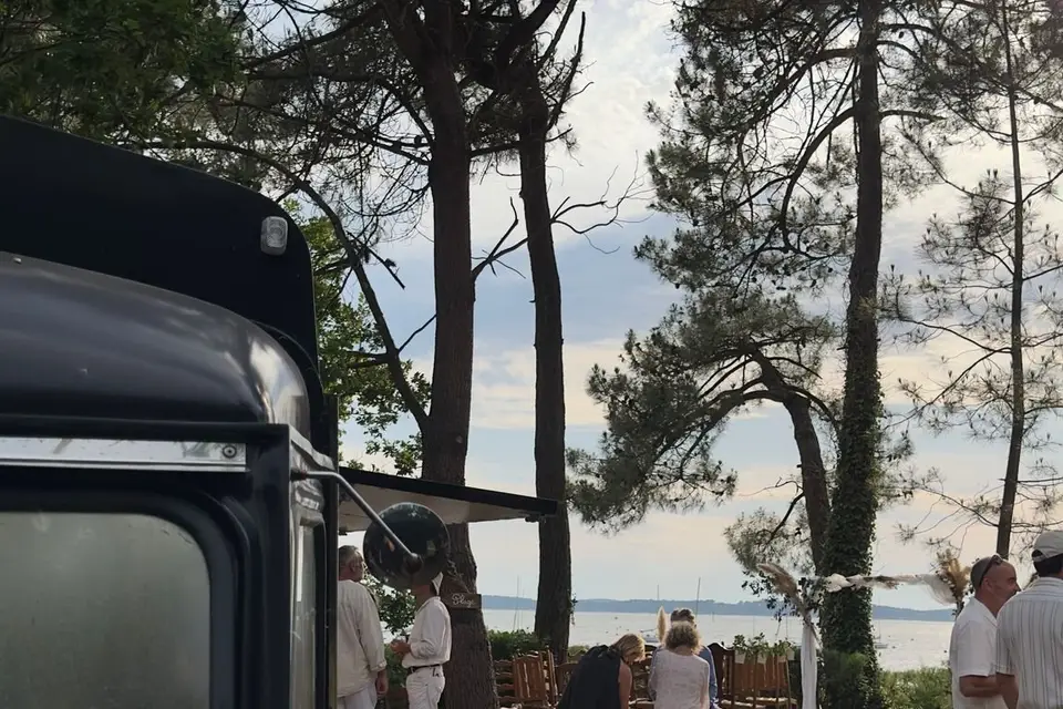 Salsa Import — photo 2