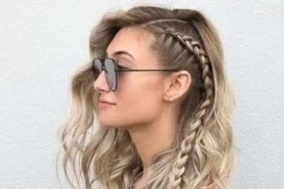 Au Salon d’Aurel — photo 1