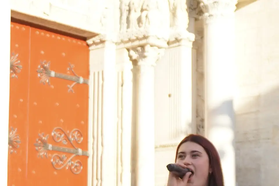 Lara Chant — photo 1