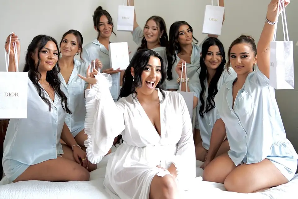 Chloe Wedding Prod — photo 5