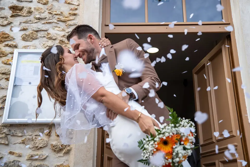 Chloe Wedding Prod — photo 3