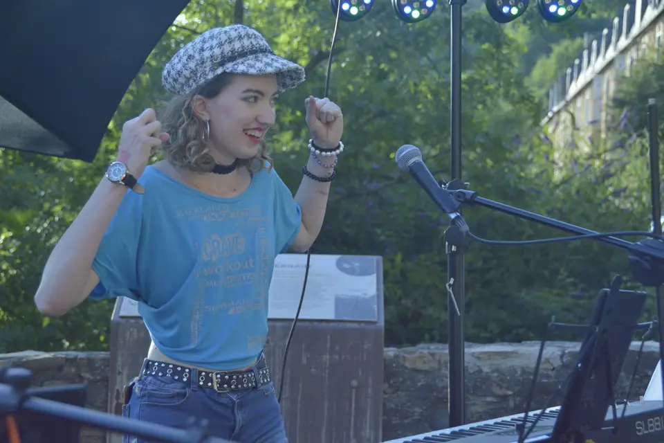 Zameho Folk — photo 1