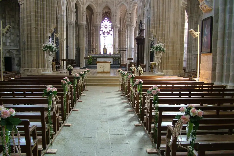 Louée Soit La Fleur — photo 1