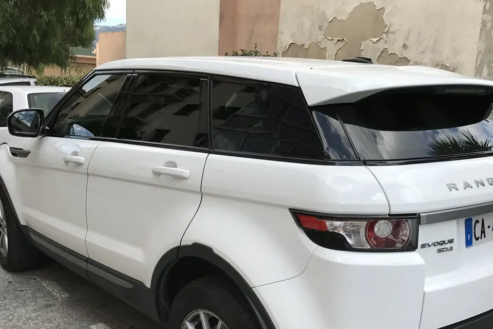 Range Rover location — photo 1