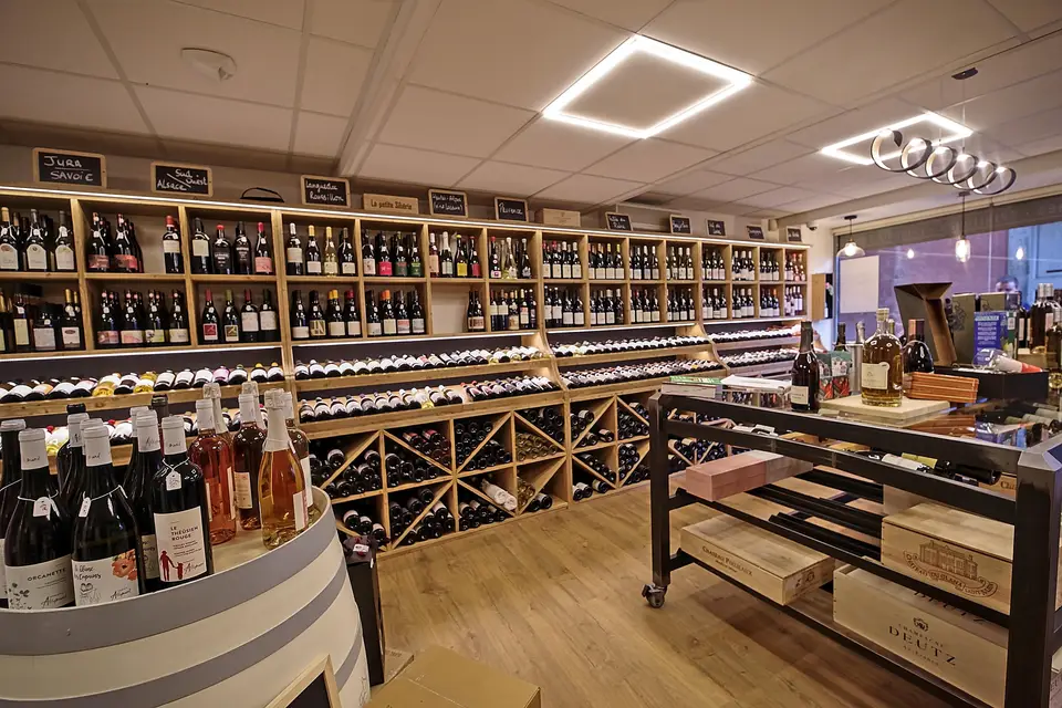 Cave de la Tour Brune — photo 1