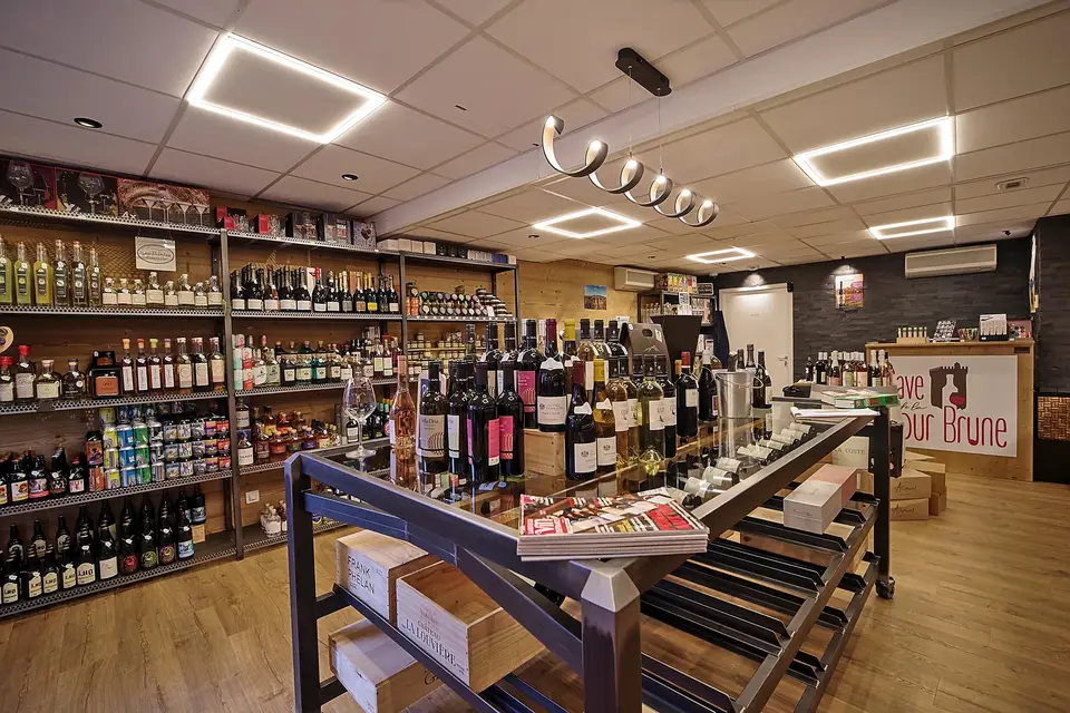 Cave de la Tour Brune — photo 2