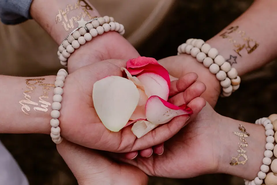 Modern Confetti — photo 7