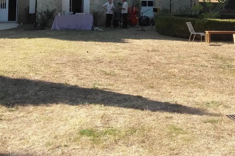 Trio Swing Guitar — photo 5