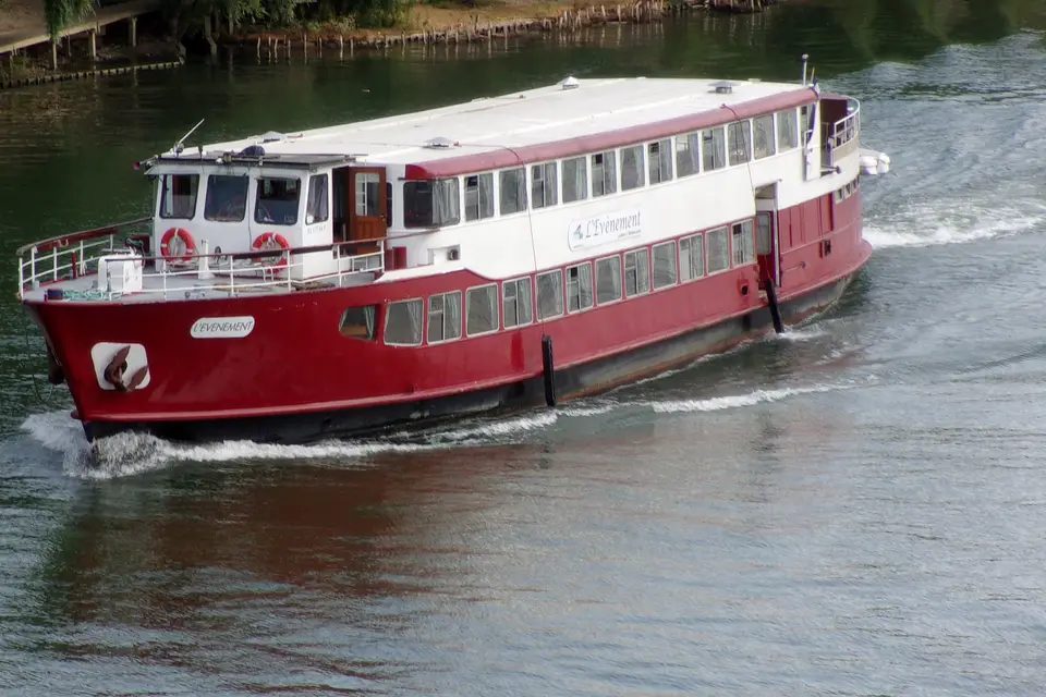 Bateau L'Evènement — photo 2
