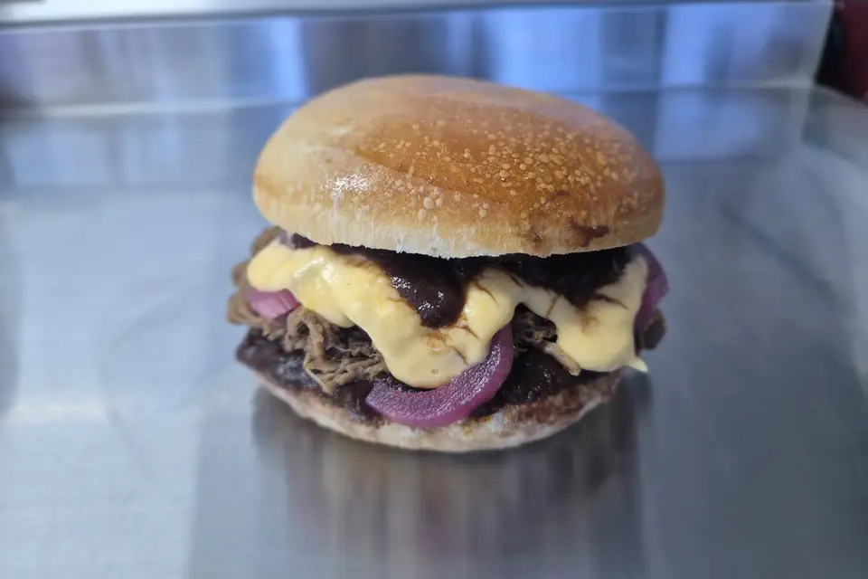 Gone's Smoker — photo 1