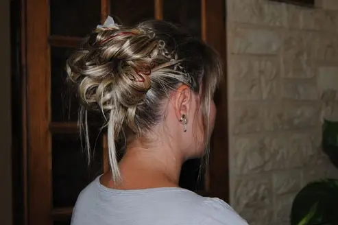 Charlyne Coiffeuse - Maquilleuse à domicile — photo 2