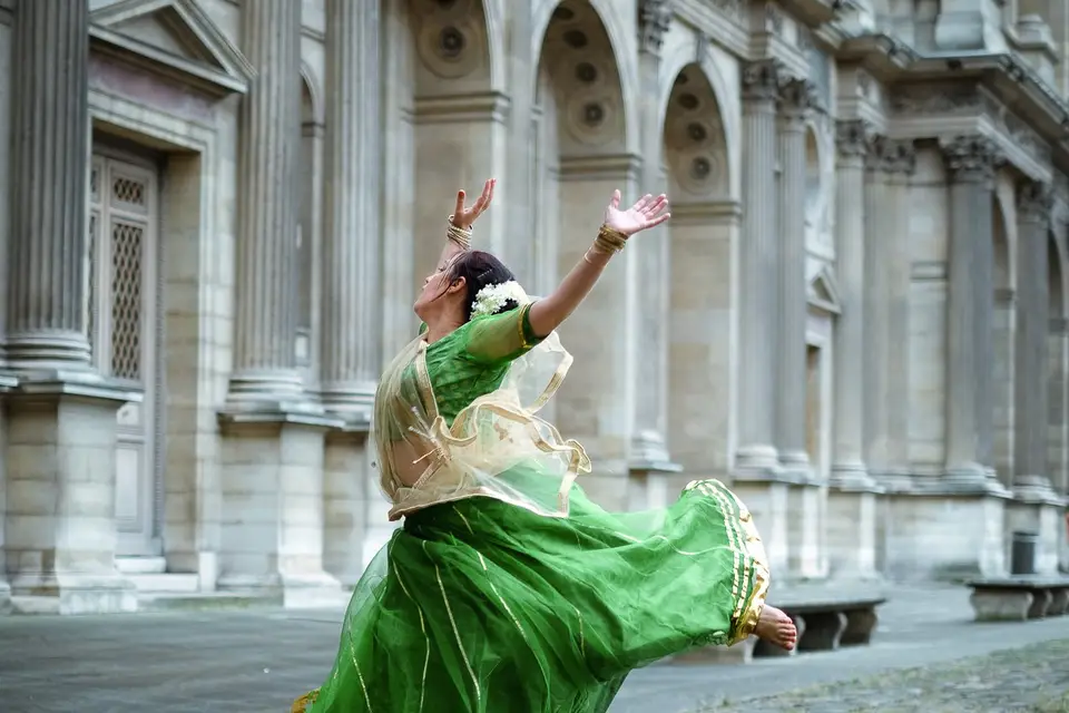 Bombay Queens Dance Troup — photo 6