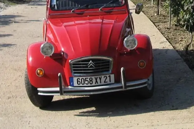 2CV Bourgogne Tours — photo 4