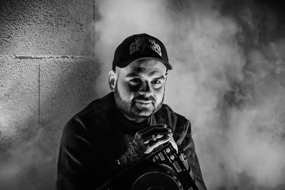 DJ Almma — photo 2