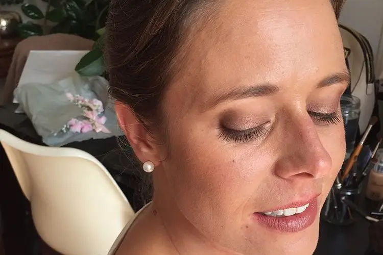 La Fille au Sac Arc-en-Ciel — photo 3