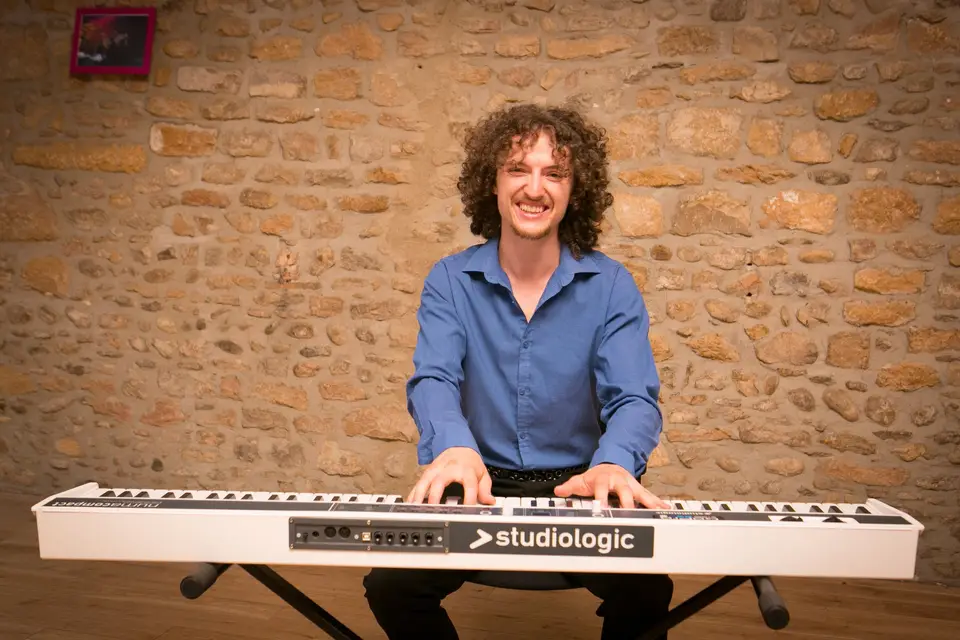 Etienne Venier — photo 5