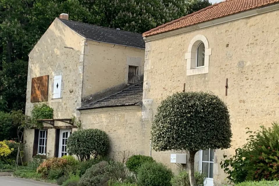 Clos de la Court d’Aron — photo 1
