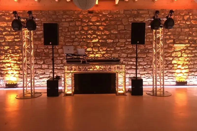 Podium Indigo — photo 3