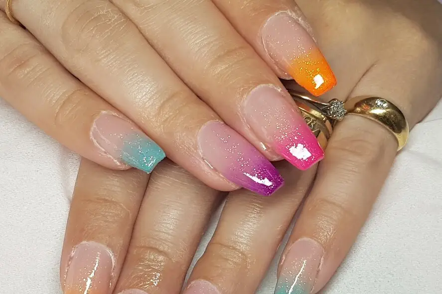 My Red Nails — photo 4