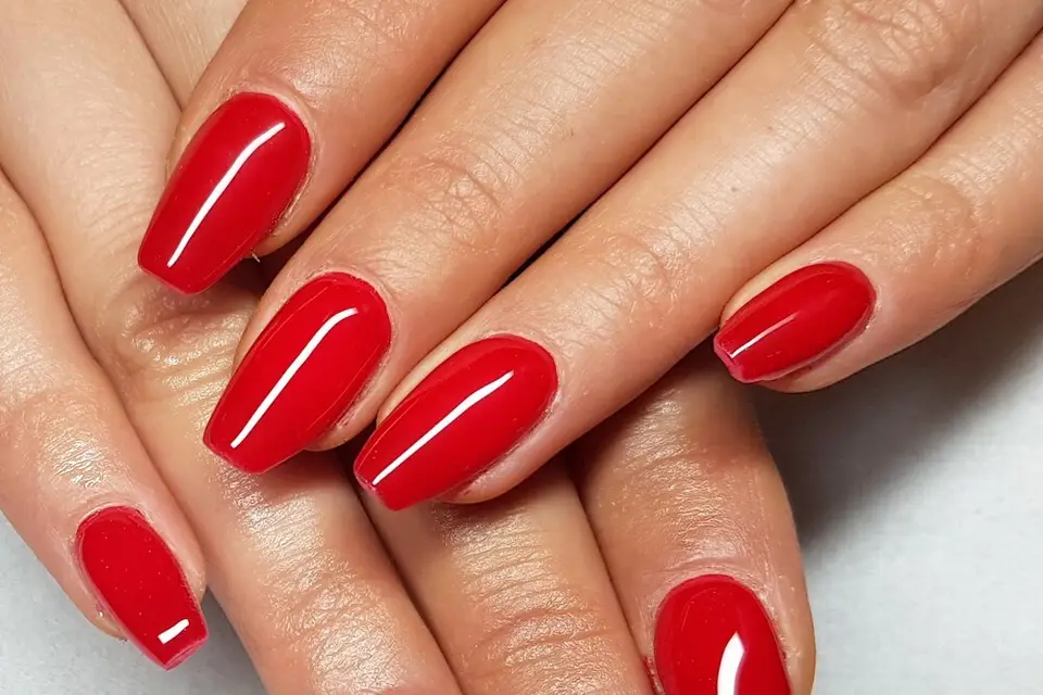 My Red Nails — photo 2