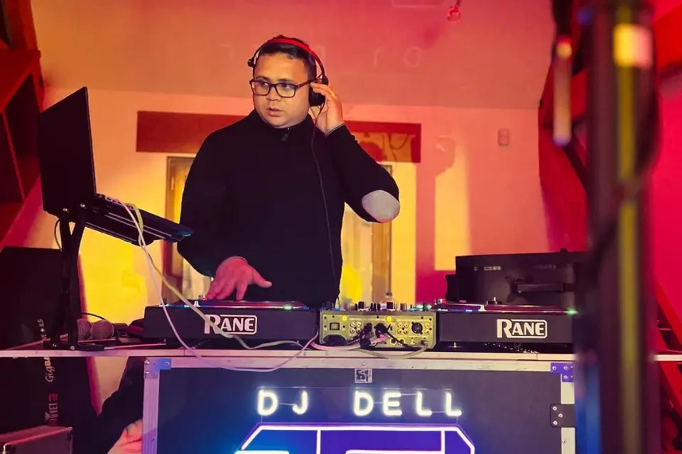 Dj Dell