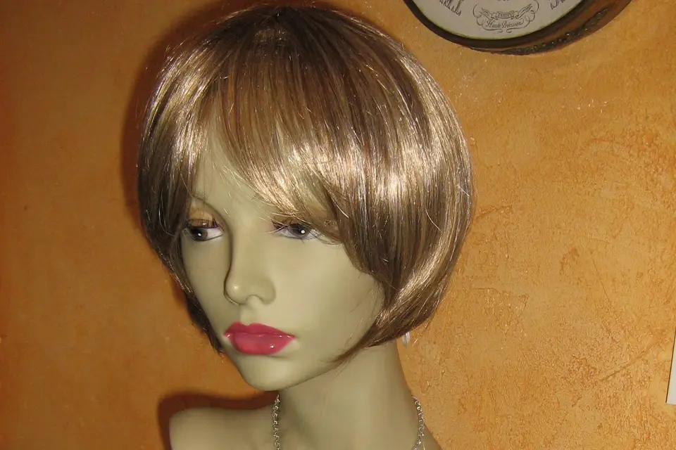 Prothèses capillaires Cloé — photo 2