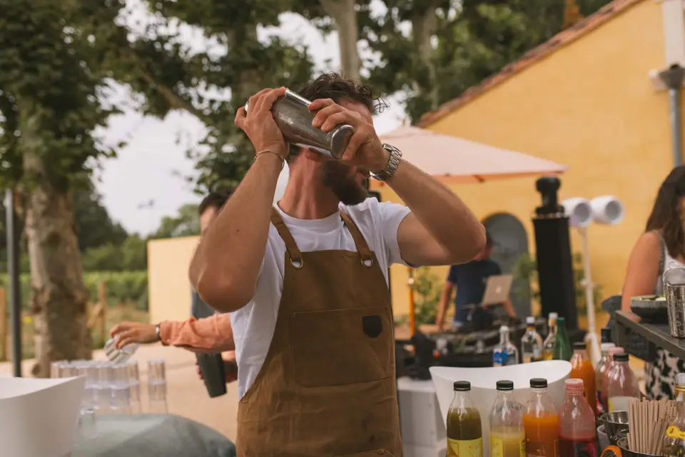 Shake Cocktails Bar — photo 1