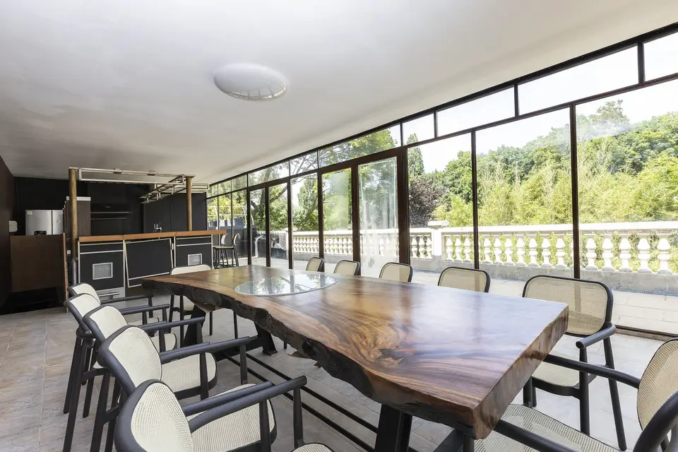 Eaux Vives — photo 1