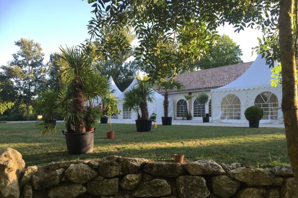 Domaine des Charmilles — photo 1