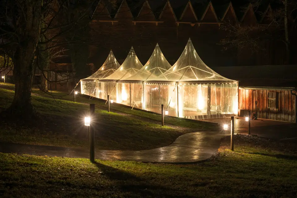 Tent'ation — photo 1