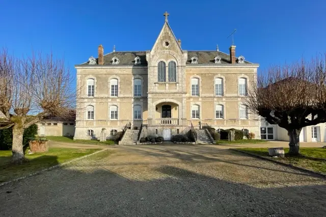 Gite de Séjour de La Vallée de l’Aigre — photo 1