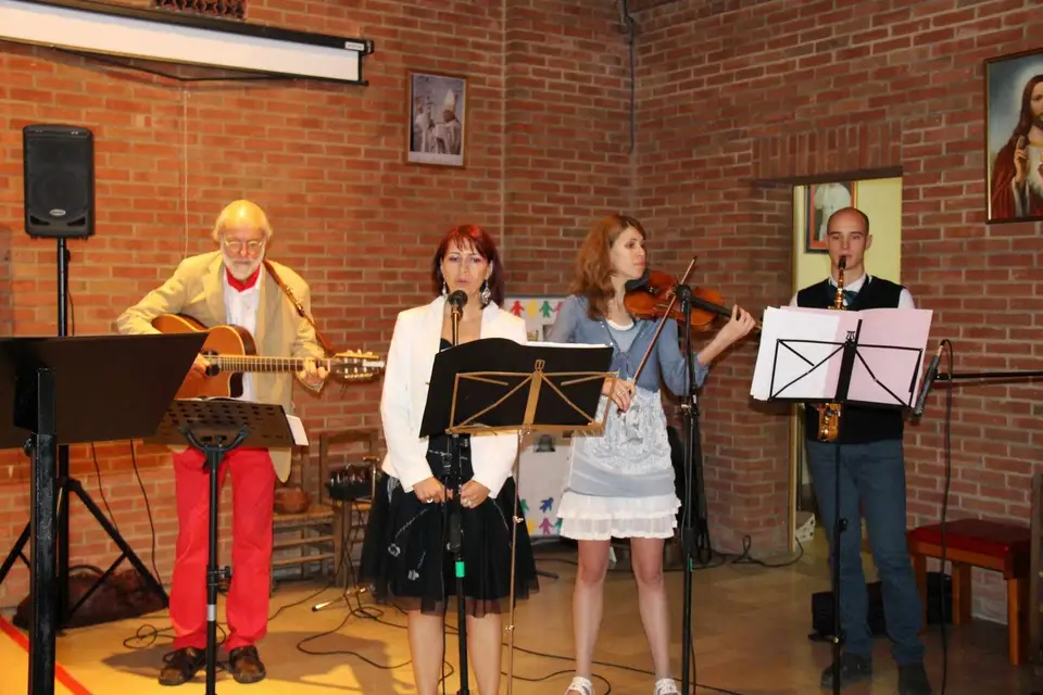 Velvet Carousel — photo 1