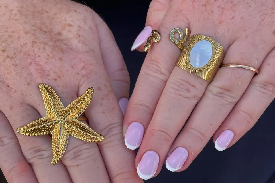 Hel’ & Zen - Esthéticienne & Prothésiste Ongulaire À Domicile — photo 2