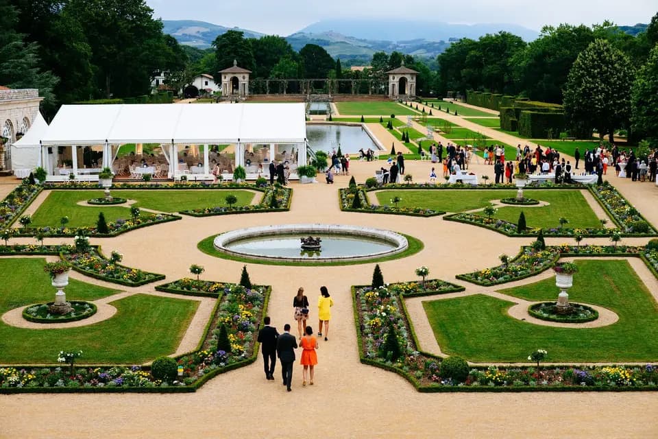 Chapiteaux d'Aquitaine — photo 1