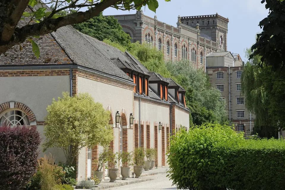 Les Salons du Parc du Cygne de la Croix