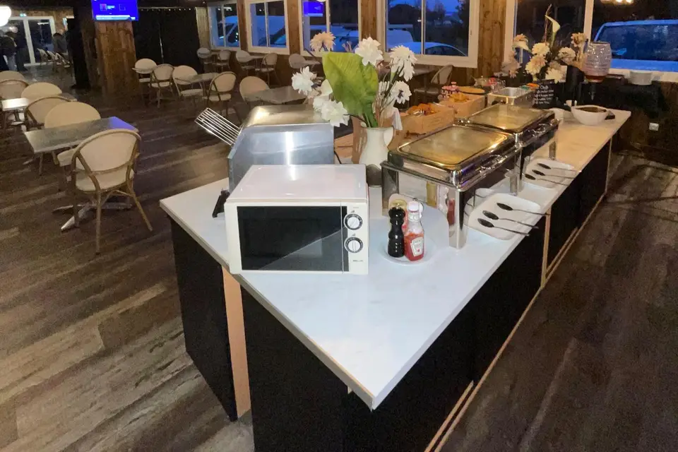 Lakeside Hotel Restaurant — photo 5