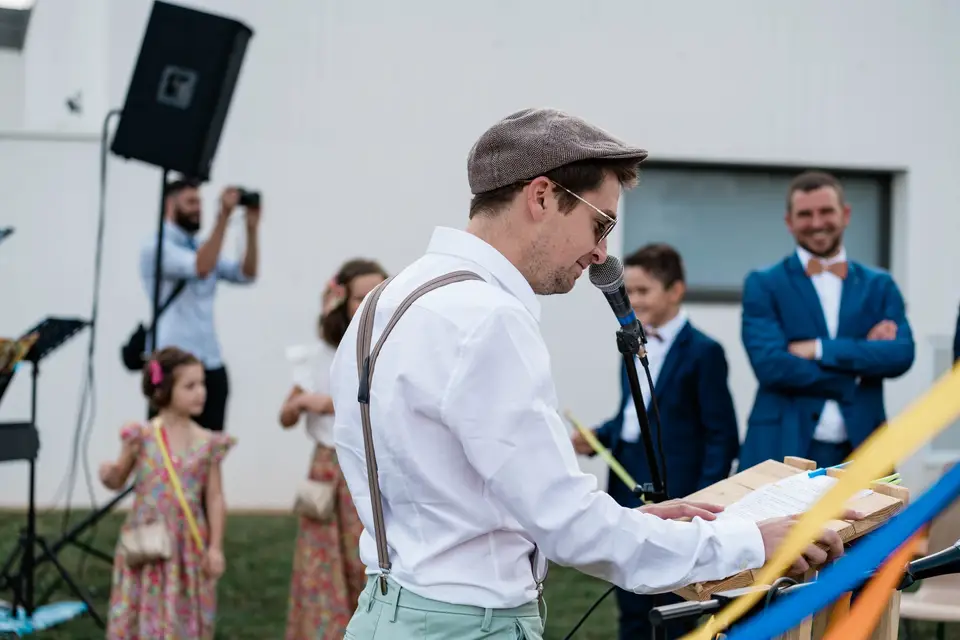 Sors Tes Couverts — photo 1