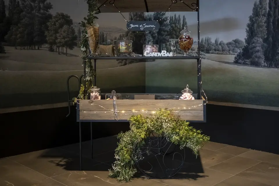 Lucy's Luxury — photo 5