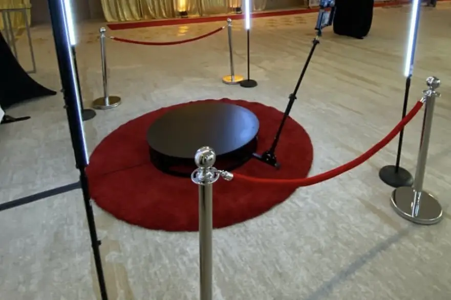 L’Instant Selfie — photo 1