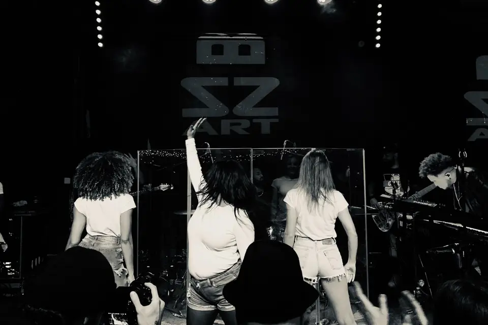 Elodie Afonso — photo 1